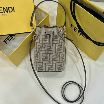 フェンディ FENDI 168-FD8578BQH 2023年最新入荷 ミニバッグ モン トレゾール バゲットバッグ 斜め掛け ショルダーバッグ クロスボディバッグ レディースかばん