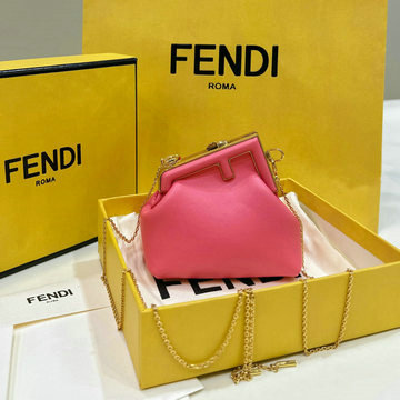 フェンディ FENDI 168-FD80018SMH 2023年最新入荷 ファースト ミニバッグ チェーンポーチ 斜め掛け ショルダーバッグ クロスボディバッグ レディースかばん