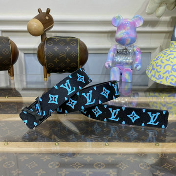 ルイヴィトン LOUISVUITTON 057-M0660 2023年最新入荷 LV イニシャル ベルト カーフレザー ワイドベルト メンズ ウェストベルト 幅4cm