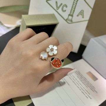 ヴァン クリーフ アーペル Van Cleef Arpels CZZ-JZVA23001 2023年最新入荷 ラッキー スプリング アントレ レ ドア リング 指輪 アクセサリー ジュエリー