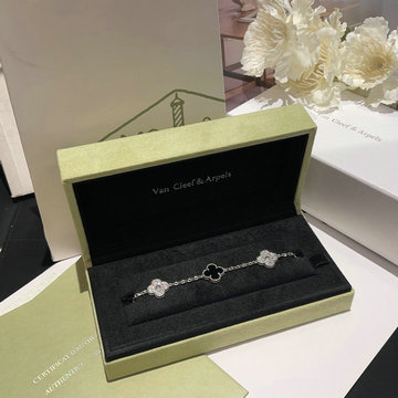 ヴァン クリーフ アーペル Van Cleef Arpels CZZ-SZVA23005 2023年最新入荷 ヴィンテージ アルハンブラ ブレスレット チェーン 5モチーフ アクセサリー