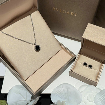 商品名称：ブルガリ BVLGARI CZZ-XLBV23003 2023年最新入荷 ブルガリ ネックレス カーネリアン エレメント ラウンドブリリアントカット ダイヤモンド アクセサリー