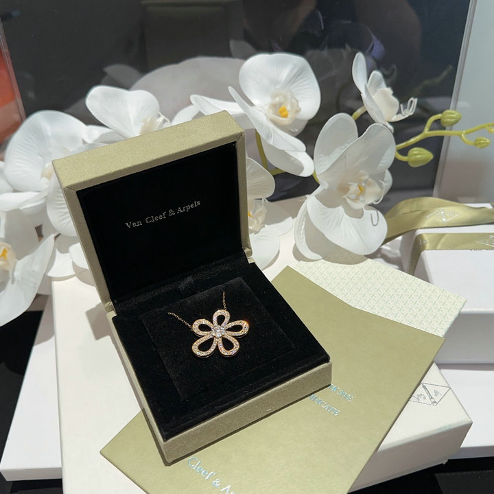 商品名称：ヴァン クリーフ アーペル Van Cleef Arpels CZZ-XLVA23007 2023年最新入荷 フラワーレース ペンダント ネックレス 1モチーフ アクセサリー ジュエリー