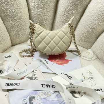 シャネル CHANEL CC-CH3232MB 2023年最新入荷 チェーンクラッチ ミニ ムーンバッグ 斜め掛け ショルダーバッグ クロスボディバッグ レディースかばん