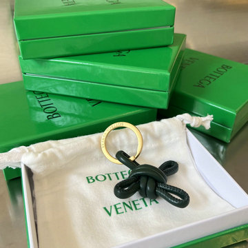 ボッテガヴェネタ BOTTEGAVENETA aj-BOV619100SG 2023年最新入荷 キーホルダー キーリング キーケース バッグチャーム