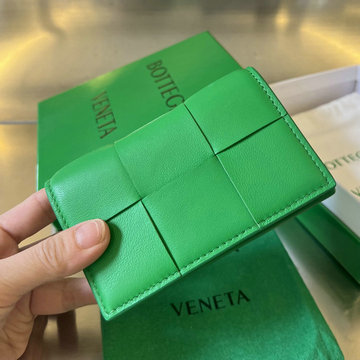 商品名称：ボッテガヴェネタ BOTTEGAVENETA aj-BOV651396GL 2023年最新入荷 カセット ビジネスカードケース フラップ短財布 名刺入れ