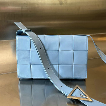 商品名称：ボッテガヴェネタ BOTTEGAVENETA aj-BOV667298TL 2023年最新入荷 ザ カセット 斜め掛け ショルダーバッグ クロスボディバッグ スクエアバッグ