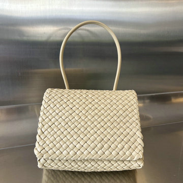 商品名称：ボッテガヴェネタ BOTTEGAVENETA aj-BOV709420QX 2023年最新入荷 パティ トップハンドルバッグ スモール トートバッグバッグ ハンドバッグ