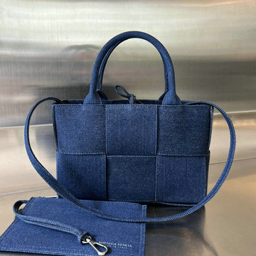 ボッテガヴェネタ BOTTEGAVENETA aj-BOV714613NLS 2023年最新入荷 スモール アルコ トートバッグ トップハンドルバッグ ハンドバッグ ショルダーバッグ