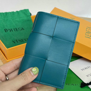 ボッテガヴェネタ BOTTEGAVENETA aj-BOV649602NL  2023年最新入荷 カセット フラップカードケース 二つ折りパスポートケース