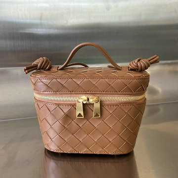 ボッテガヴェネタ BOTTEGAVENETA aj-BOV743551ZS 2023年最新入荷 ミニ イントレチャート バニティーケース トートバッグ 斜め掛け ショルダーバッグ