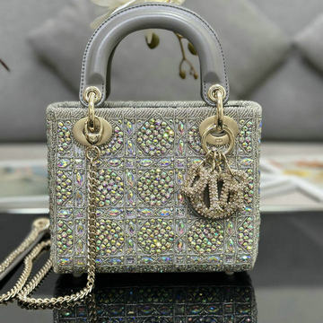 商品名称：クリスチャンディオール CHRISTIAN DIOR 99-CD0505SZHS 2023年最新入荷 レディ ディオール ミニ トートバッグ 2way 斜め掛け ショルダーバッグ