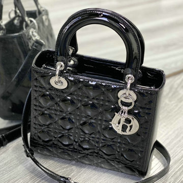 商品名称：クリスチャンディオール CHRISTIAN DIOR 99-CD0565QYBK 2023年最新入荷 レディ ディオール ミディアム トートバッグ 2way 斜め掛け ショルダーバッグ
