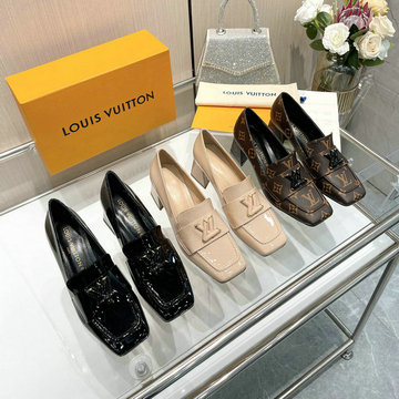 ルイヴィトン LOUISVUITTON 26-LVJ23028P 2023年最新入荷 シェイク ライン パンプス ローファーシューズ ミドルヒールシューズ ブロックヒール レディースシューズ