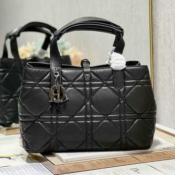 商品名称：クリスチャンディオール CHRISTIAN DIOR 99-cCD118830KBK 2023年最新入荷 TOUJOURSバッグ ラージトートバッグ トップハンドルバッグ ハンドバッグ