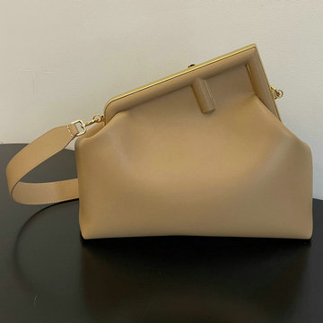 フェンディ FENDI BXN-FD56833XS 2023年最新入荷 ファーストバッグ ラージ 斜め掛け ショルダーバッグ クロスボディバッグ レディースかばん