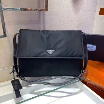 プラダ PRADA GH-PD1BD256BK　2020最新入荷 メッセンジャーバッグ 斜め掛け ショルダーバッグ メンズかばん ナイロン