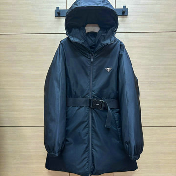 プラダ PRADA XG-YFPD24002 2023年秋冬最新入荷 パファーコート ロングスリーブ ジップクロージャー ダウンジャケット 暖かい 防寒 トップスコート