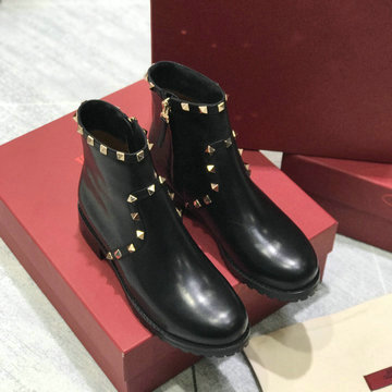 商品名称：ヴァレンティノ Valentino 26-VTJ24009 2023年秋冬最新入荷 ウィメンズ ショートブーツ フラットシューズ レディースシューズ