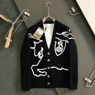 商品名称：バーバリー BURBERRY JS-MYBR24010 2024年秋冬最新入荷 EKD Vネック ボタンカーディガン ロングスリーブセーター メンズ