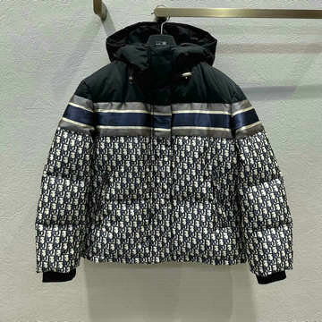 商品名称：クリスチャンディオール CHRISTIAN DIOR JS-YFCD24003 2024年秋冬最新入荷 フーデッド ダウンジャケット フード ブルゾン ジップアップ アウター ブラック