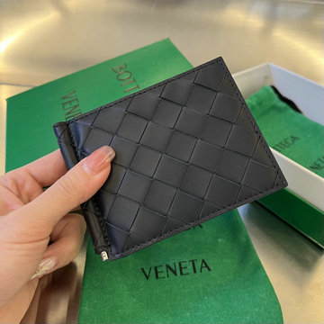 商品名称：ボッテガヴェネタ BOTTEGAVENETA  aj-BOV592626PKY 2024年最新入荷 イントレチャートレザー 二つ折り財布 マネークリップ ショートウォレット