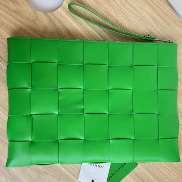 商品名称：ボッテガヴェネタ BOTTEGAVENETA  aj-BOV649616QGL 2024年最新入荷 メンズ クラッチポーチ ストラップ付き 手持ちかばん ラウンド