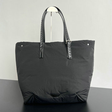 商品名称：ボッテガヴェネタ BOTTEGAVENETA  aj-BOV776201BBK 2024年最新入荷 クロスロード バックル トートバッグ ハンドバッグ ブラック ナイロン
