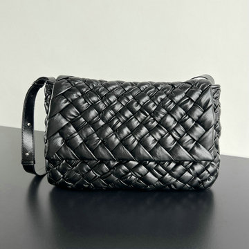 商品名称：ボッテガヴェネタ BOTTEGAVENETA aj-BOV776519BK 2024年最新入荷 ランプル メッセンジャーバッグ ショルダーバッグ イントレチャート クロスボディバッグ