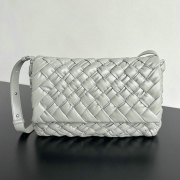 商品名称：ボッテガヴェネタ BOTTEGAVENETA aj-BOV776519QH 2024年最新入荷 ランプル メッセンジャーバッグ ショルダーバッグ イントレチャート クロスボディバッグ