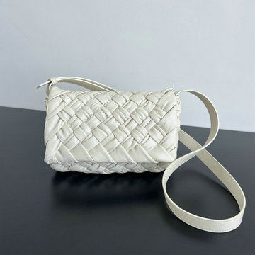 ボッテガヴェネタ BOTTEGAVENETA aj-BOV787113BS 2024年最新入荷 スモール ランプル メッセンジャーバッグ ショルダーバッグ イントレチャート