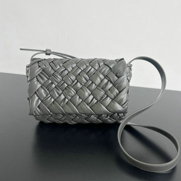 商品名称：ボッテガヴェネタ BOTTEGAVENETA aj-BOV787113SH 2024年最新入荷 スモール ランプル メッセンジャーバッグ ショルダーバッグ イントレチャート