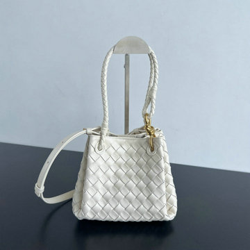 ボッテガヴェネタ BOTTEGAVENETA  aj-BOV796569MB 2024年最新入荷 スモール パラシュート ショルダーバッグ レディース ホーボーバッグ
