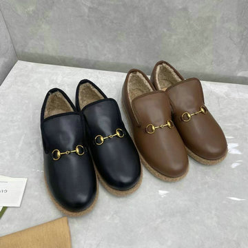 グッチ GUCCI 26-GGJ24018P 2024年秋冬最新入荷 ホースビットローファー レディース ムートン フラットシューズ 靴 レザー