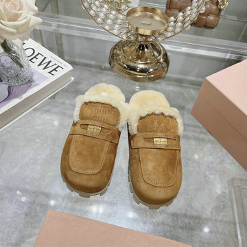 ミュウミュウ MIUMIU 26-MMJ24008R 2024年秋冬最新入荷 スリッポンサンダル ムートン プラットフォームサンダル レディース シューズ 厚底靴 レザー