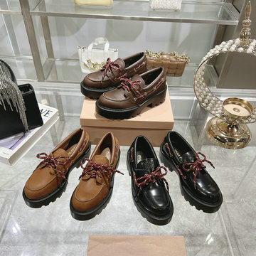 ミュウミュウ MIUMIU 26-MMJ24009P  2024年秋冬最新入荷 ローファー レディース レザー プラットフォームシューズ 厚底靴 レザー