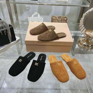ミュウミュウ MIUMIU 26-MMJ24010B 2024年秋冬最新入荷 スリッポンサンダル ムートン プラットフォームサンダル レディース シューズ レザー