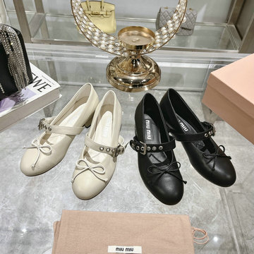 ミュウミュウ MIUMIU 26-MMJ24012P 2024年秋冬最新入荷 リボンディテール バレリーナシューズ ベルト付き レディース シューズ レザー 靴