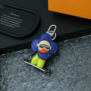 ルイヴィトン LOUISVUITTON  057-M00965 2024年最新入荷 スノーボードヴィヴィエンヌ バッグチャーム キーホルダー キーリング