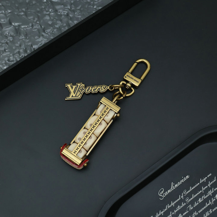 ルイヴィトン LOUISVUITTON  057-MP01750T 2024年最新入荷 コラボ シュプリーム ダイス サイコロ バッグチャーム キーリング キーホルダー