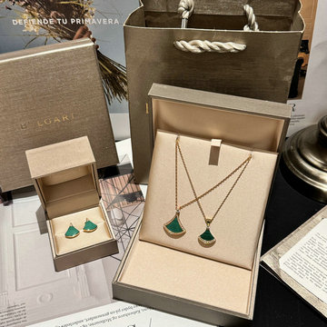 商品名称：ブルガリ BVLGARI CZZ-EHBV24003  2024年最新入荷 ディーヴァ ドリーム イヤリング ネックレス アクセサリー ジュエリー レディース ピアス