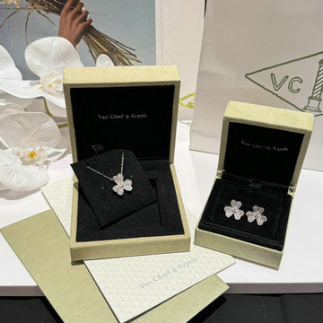 ヴァン クリーフ アーペル Van Cleef Arpels CZZ-EHVA24003  2024年最新入荷 フリヴォル イヤリング ピアス ネックレス アクセサリー ジュエリー