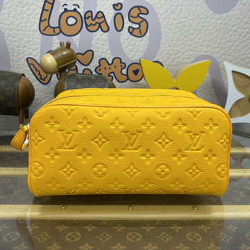 商品名称：ルイヴィトン LOUISVUITTON 057-M13009 2024年最新入荷 ドップ キット クラッチバッグ ハンドバッグ 洗面具収納 ポーチ トリヨンレザー
