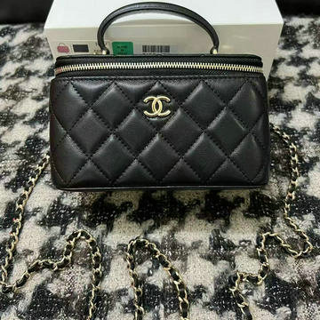 シャネル CHANEL CC-CH68087YBK 2024年最新入荷 チェーン クラッチ ヴァニティー ケース トートバッグ ショルダーバッグ 化粧かばん レディース