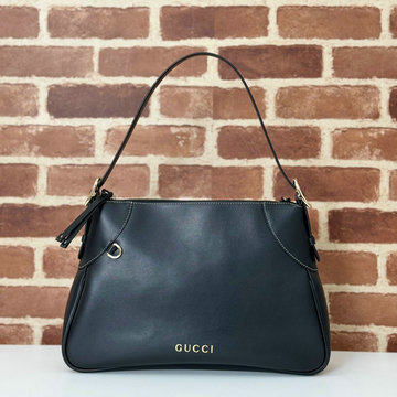 グッチ GUCCI 057-GG815217PBK　2024年最新入荷 GGエンブレム ミディアム ショルダーバッグ 2way ハンドバッグ レディース レザー
