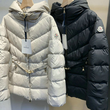 商品名称：モンクレール MONCLER XG-YFMC24059  2024年秋冬最新入荷 新作 Brosse ショートコート ダウンジャケット レディース フーデッド トップスコート