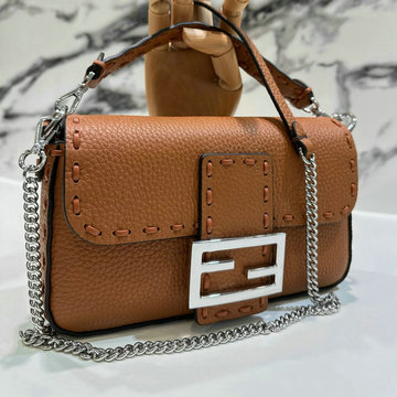 フェンディ FENDI 168-FD8BS017LJT 2024年最新入荷 バゲット ミニ チェーン ショルダーバッグ レディース