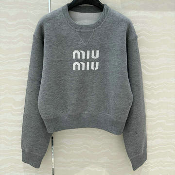 商品名称：ミュウミュウ MIUMIU  JS-MYMM24013 2024年秋冬最新入荷 ルーネック ニットセーター ロングスリーブ セーター ウール