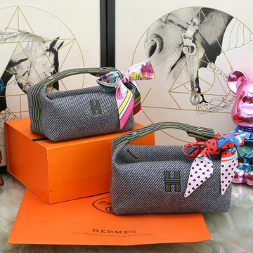 商品名称：エルメス HERMES 063-HE6627HPLT 2024最新入荷 Trousse Bride-A-Brace ハンドバッグ お弁当袋 クーラーバッグ ボストンバッグ トートバッグ