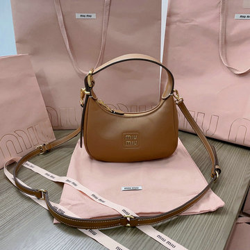 ミュウミュウ MIUMIU GH-MM5BC161PZS  2024年最新入荷 ホーボーバッグ トートバッグ 2way 斜め掛け ショルダーバッグ クロスボディバッグ レディースかばん